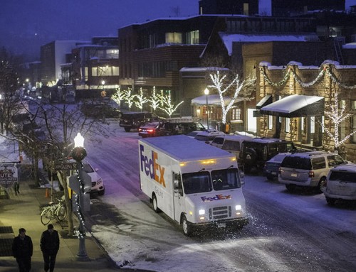 Navigating Holiday Shipping Services in Tewksbury, MA